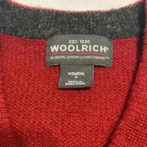 Woolrich 100% Wool Red V Neck Embroidered Woman’s Sweater Size Small.  “Ruby”. - Picture 5 of 13